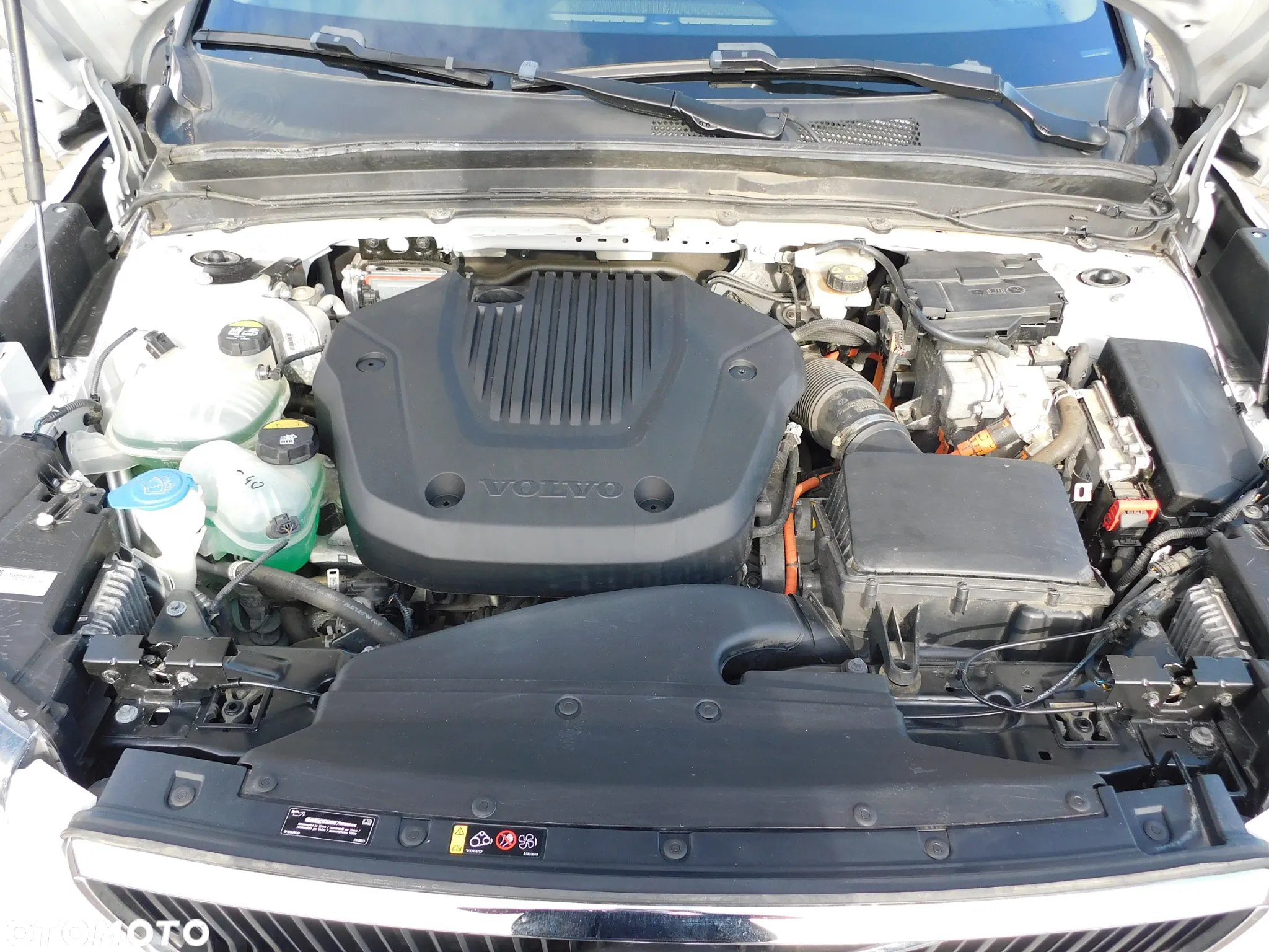 Volvo XC 40 T5 Plug-In Hybrid Momentum - 21