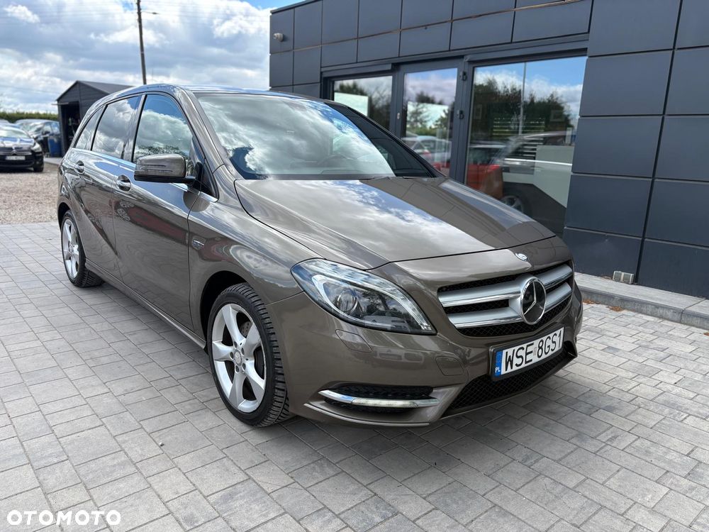 Mercedes-Benz Klasa B 180 CDI (BlueEFFICIENCY) - 1