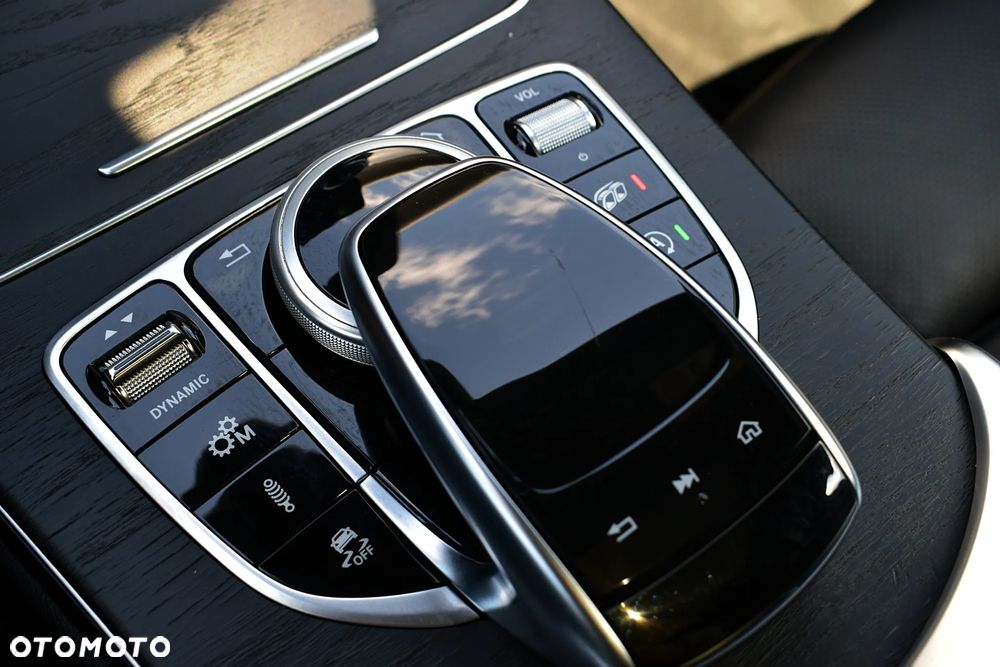Mercedes-Benz Klasa C AMG 43 4Matic AMG Speedshift TCT 9G - 18