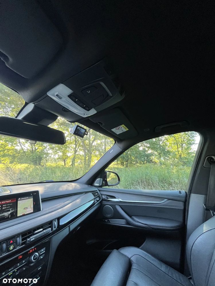 BMW X5 xDrive25d - 17