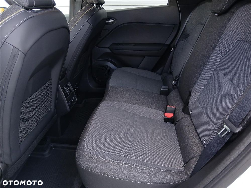 Renault Captur 1.3 TCe mHEV Techno EDC - 12