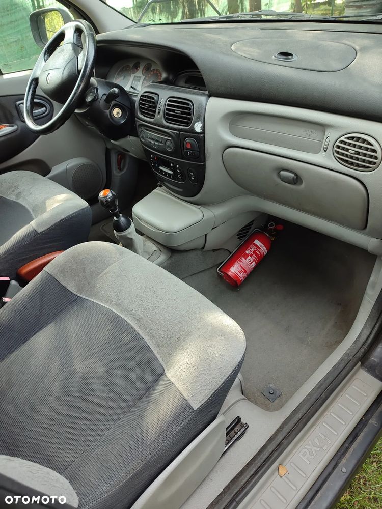Renault Scenic 2.0 16V Expression 4X4 - 11