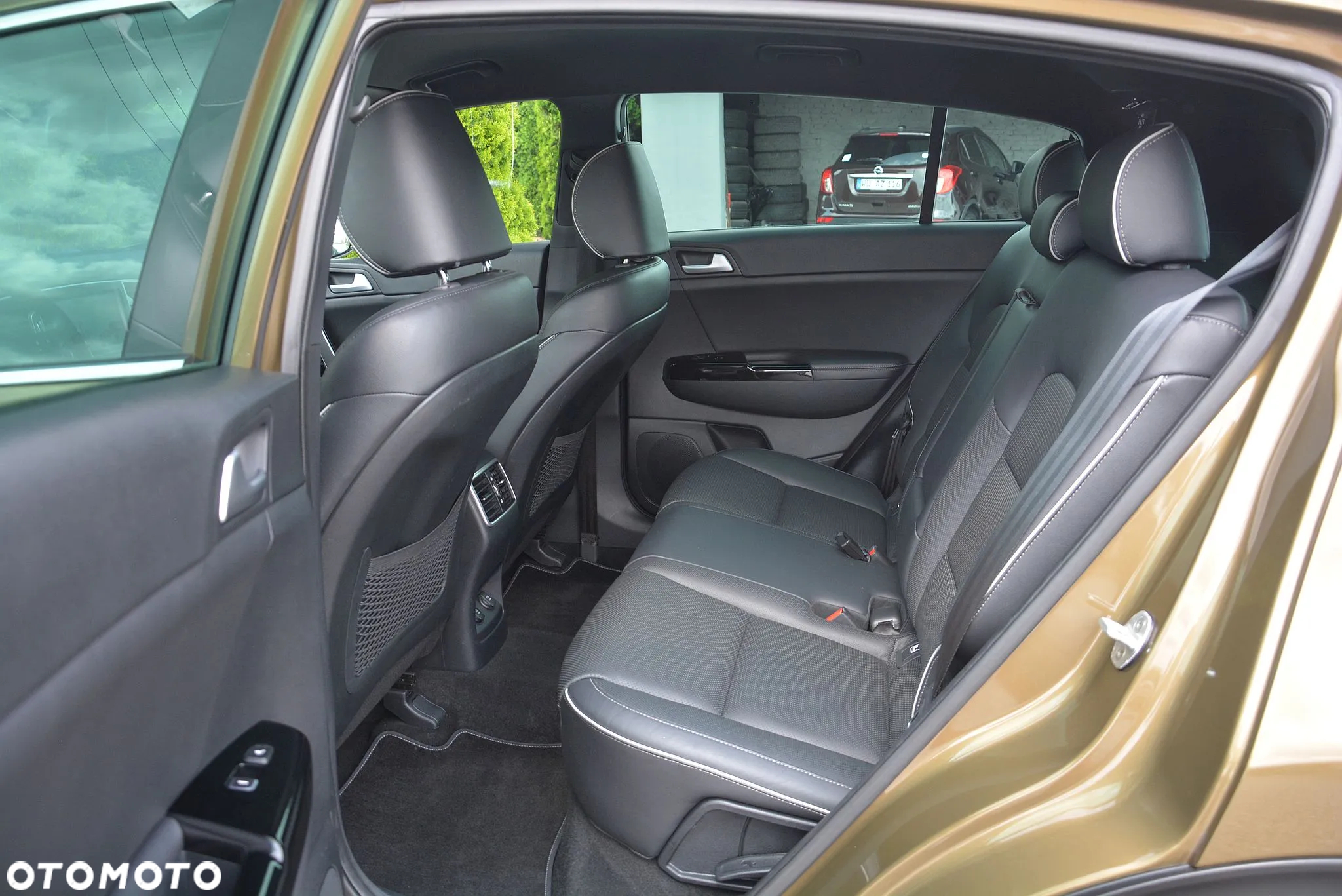 Kia Sportage 1.6 T-GDI GT Line 4WD - 11