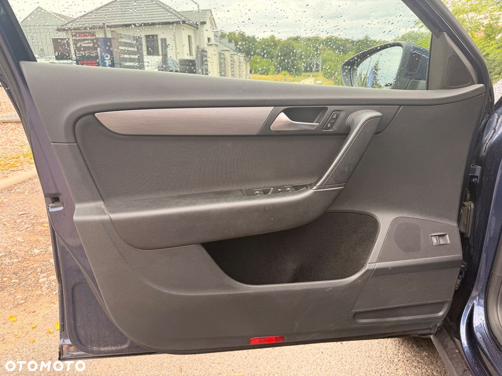 Volkswagen Passat 2.0 TDI 4Mot Highline DSG - 16