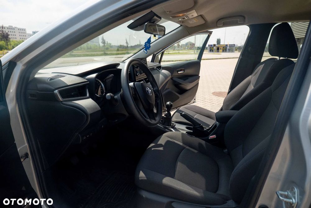 Toyota Corolla 1.6 Active - 12