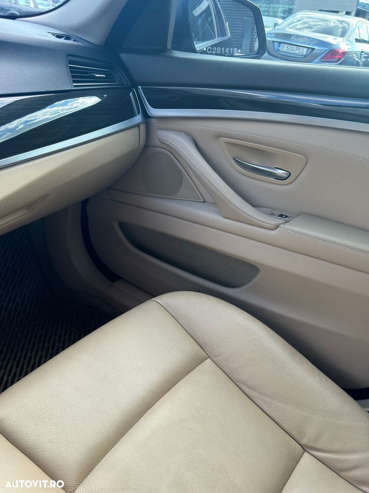 BMW Seria 5 525d Aut. - 10