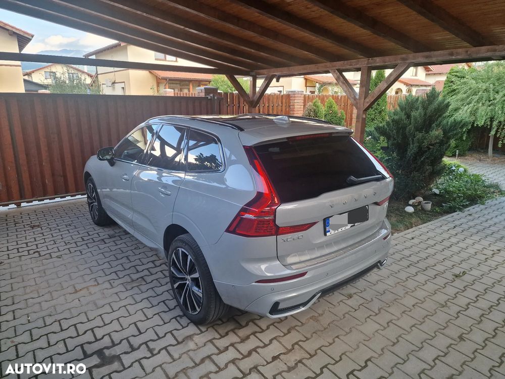 Volvo XC 60 B5 AT AWD MHEV Ultra Dark - 3