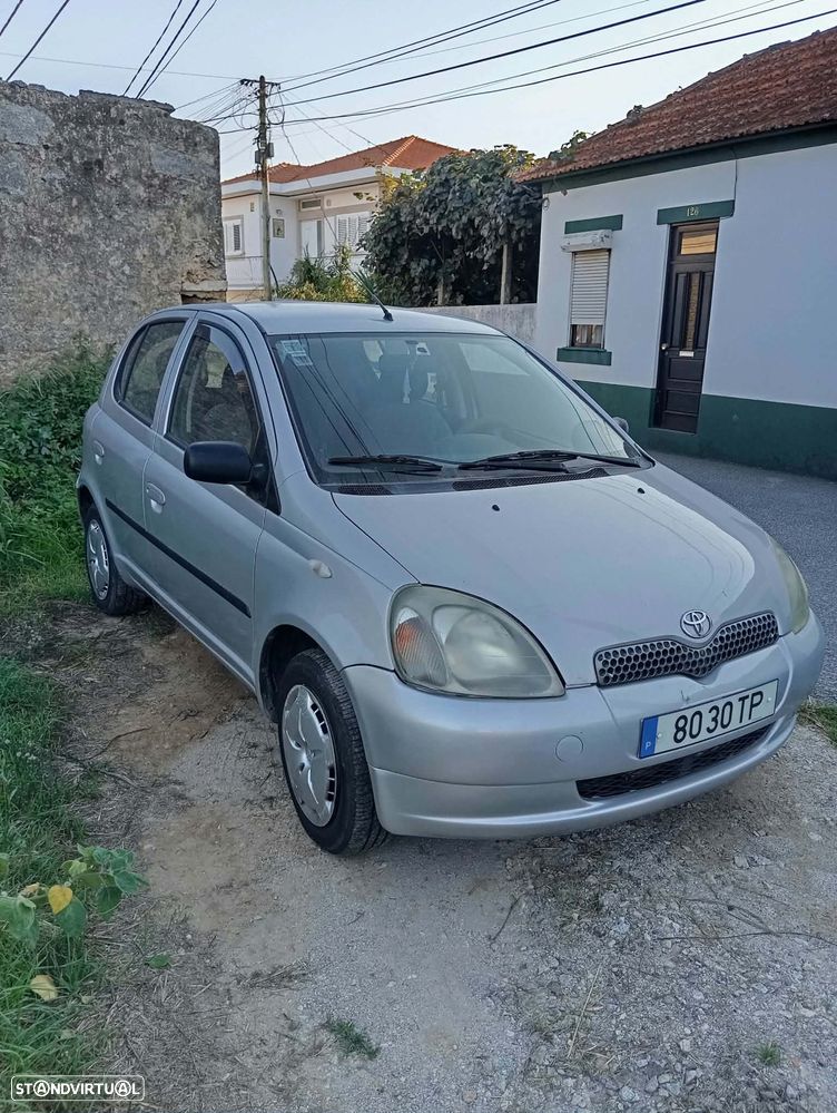 Toyota Yaris - 3