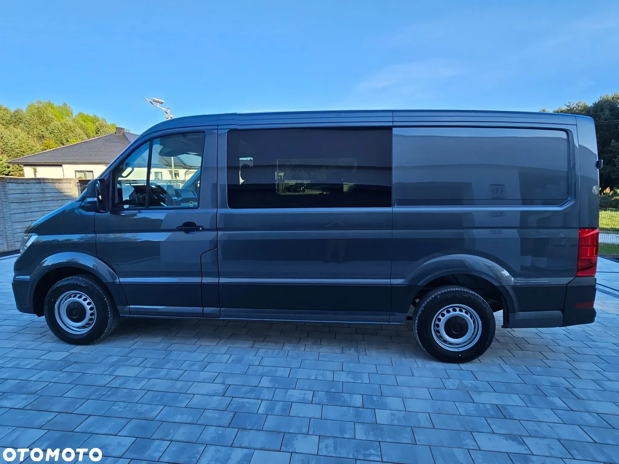 Volkswagen Crafter - 11