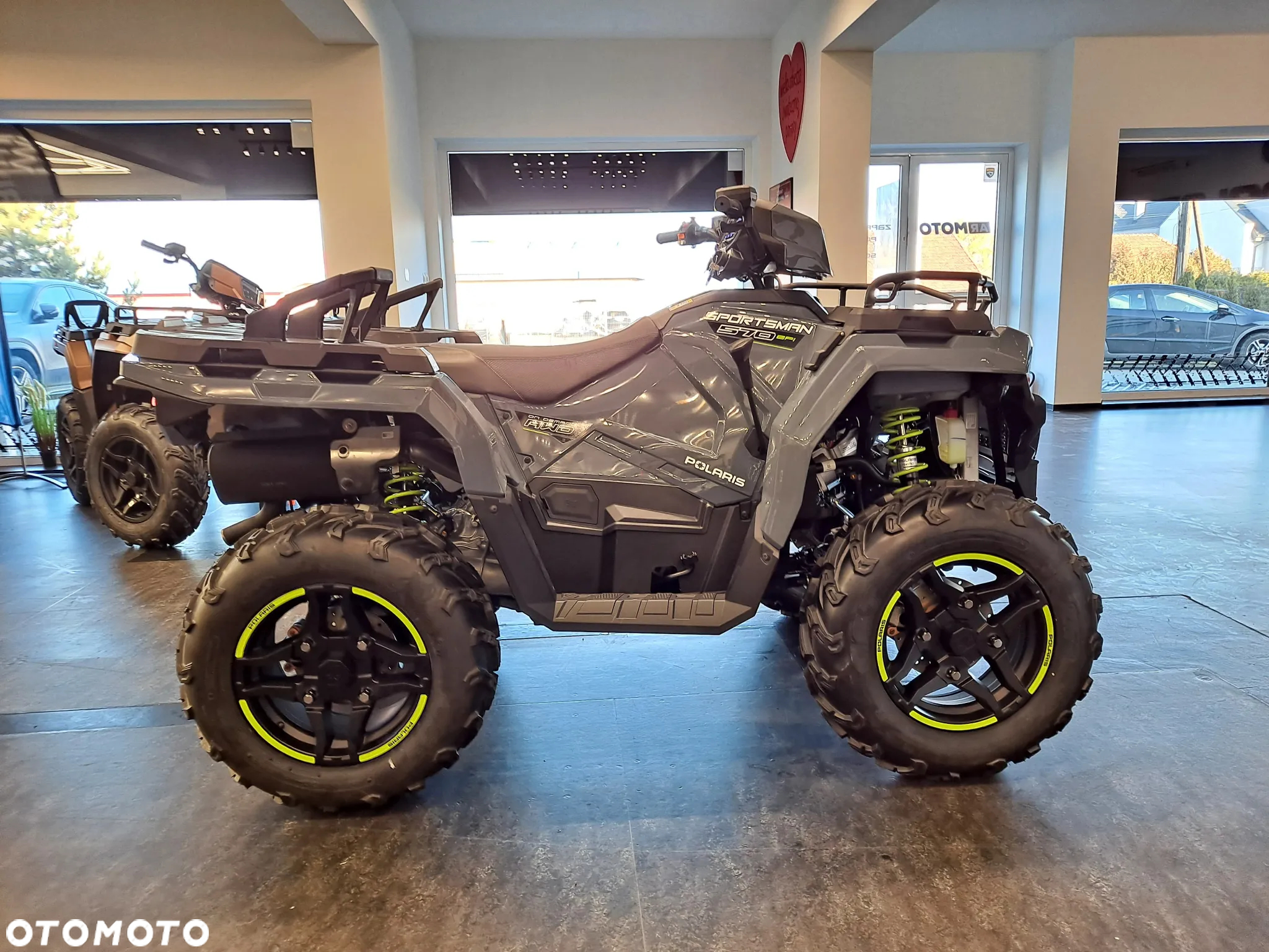 Polaris Sportsman - 8