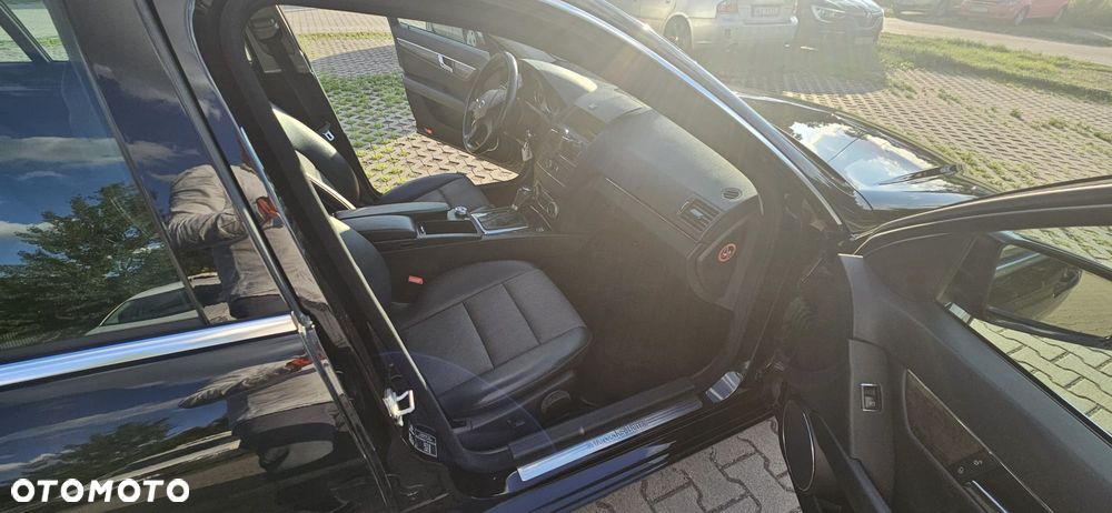 Mercedes-Benz Klasa C 250 CGI BlueEff Avantgarde - 8