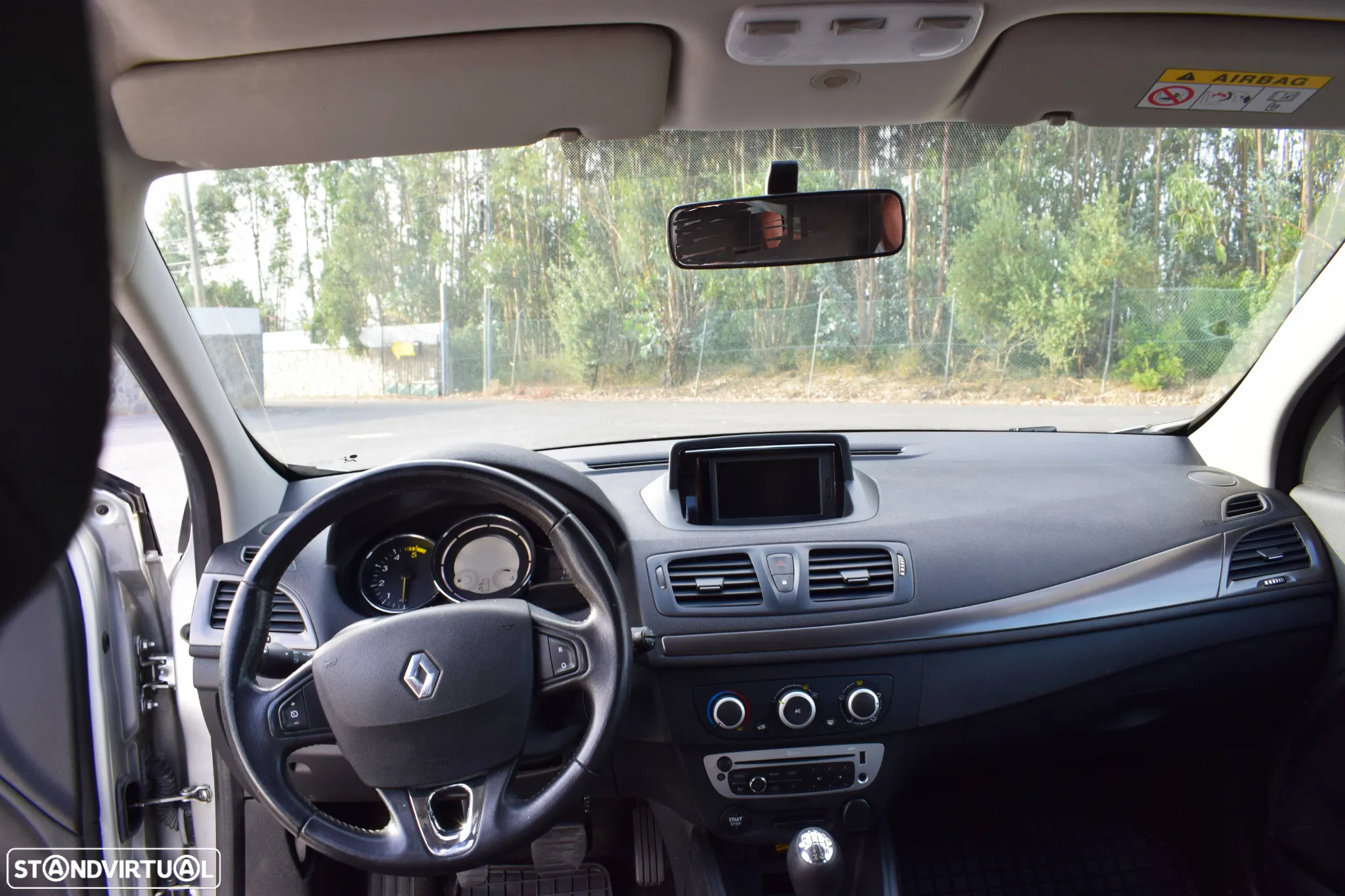 Renault Mégane Sport Tourer 1.5 dCi Comfort SS - 6