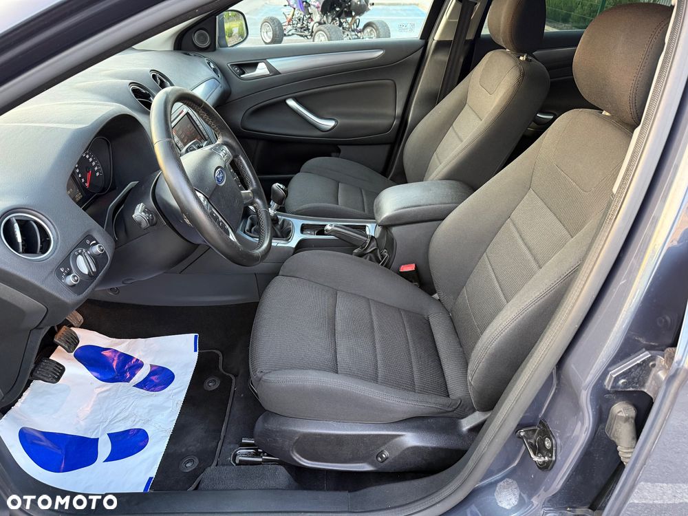 Ford Mondeo 2.0 TDCi Titanium - 8