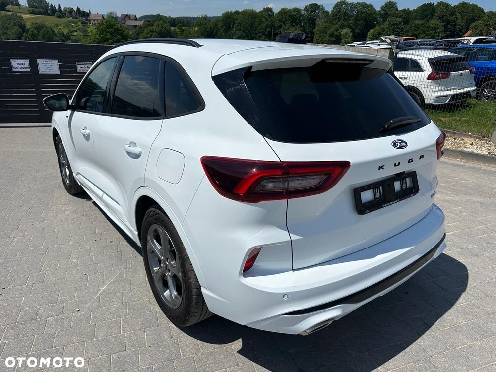 Ford Kuga 2.5 Duratec FHEV ST-LINE - 4
