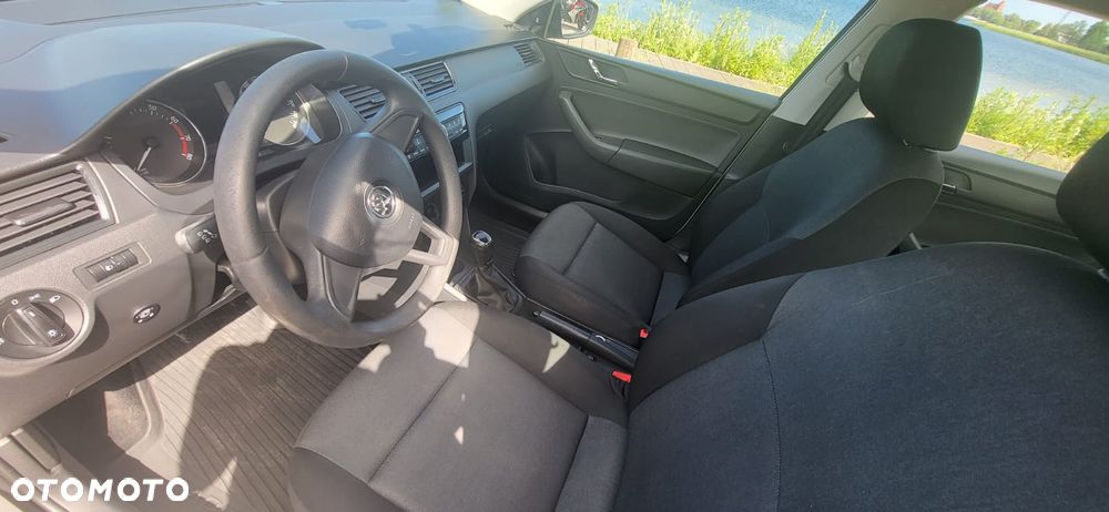 Skoda RAPID 1.2 TSI Active - 21