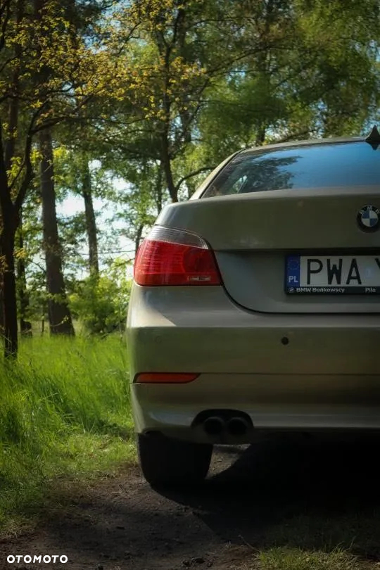 BMW Seria 5 520i - 9