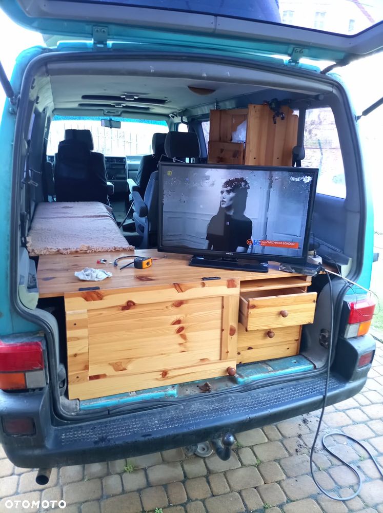 Volkswagen Transporter - 7