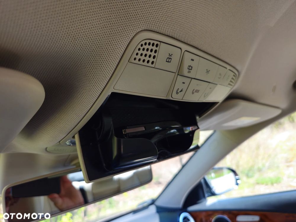 Mercedes-Benz Klasa E 220 d 4-Matic Business Edition 9G-TRONIC - 9