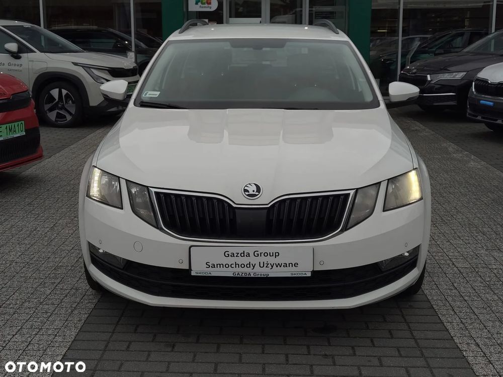Skoda Octavia 2019 photo 2