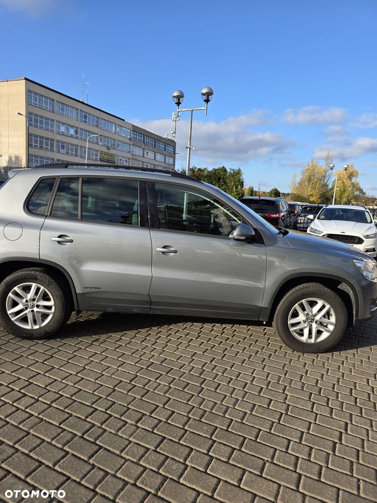 Volkswagen Tiguan - 6