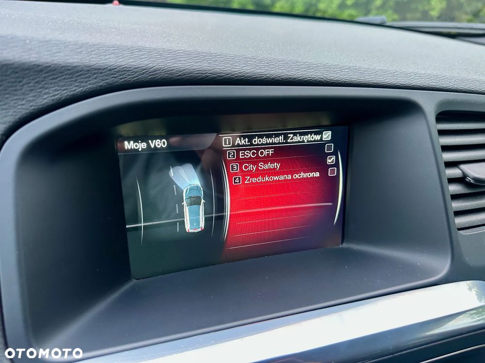 Volvo V60 D4 Drive-E Momentum - 12