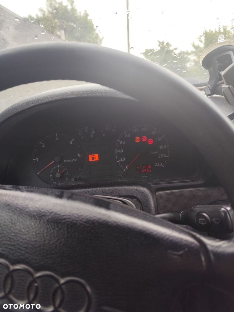 Audi A4 Avant - 6
