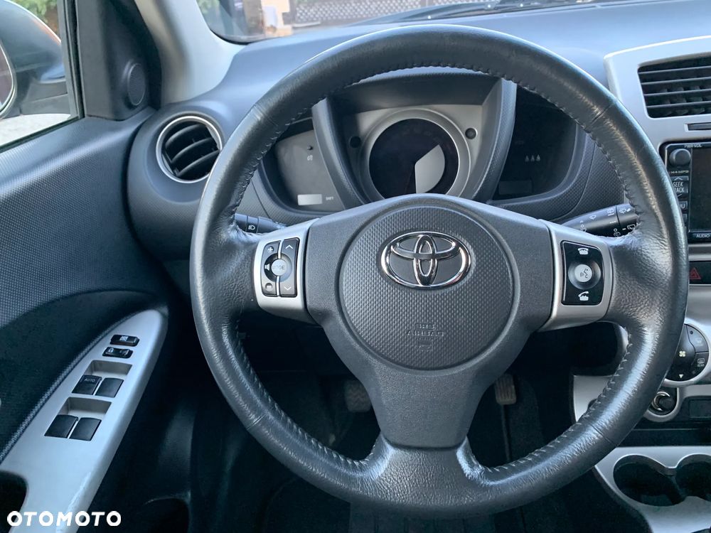 Toyota Urban Cruiser 1.4 D-4D 4x4 - 14