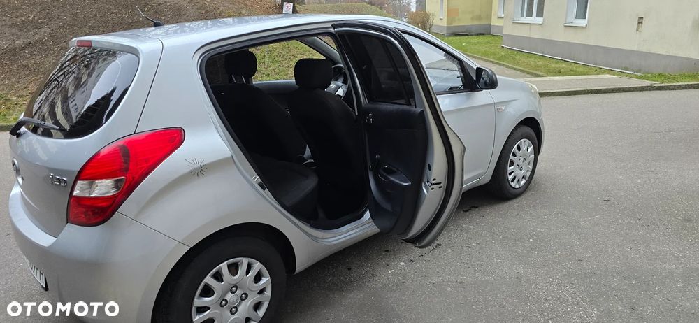 Hyundai i20 1.2 Classic - 10
