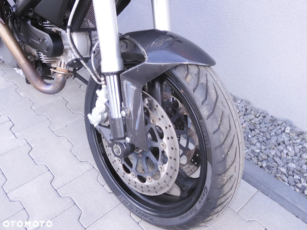 Ducati 696 - 6