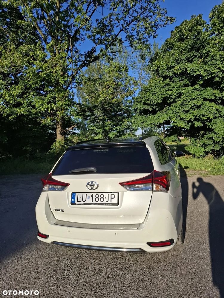 Toyota Auris 1.6 Selection - 3