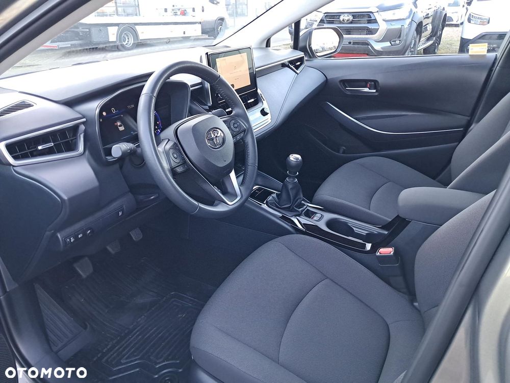 Toyota Corolla - 9