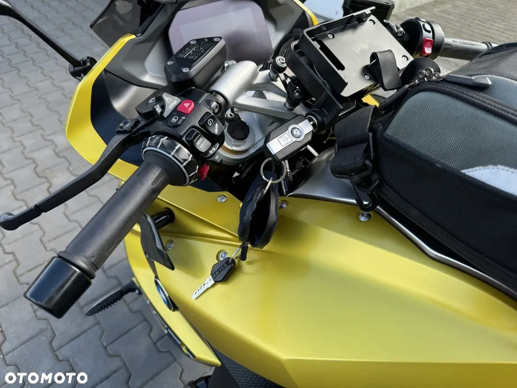 BMW R - 33