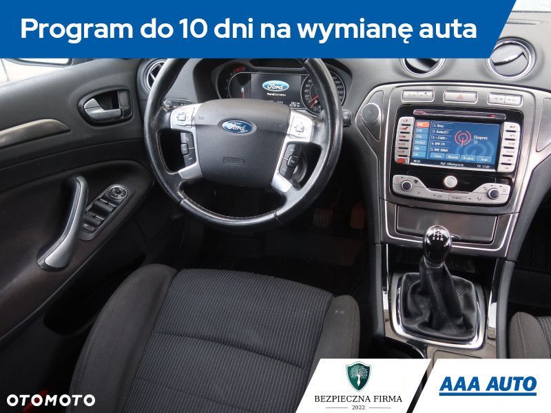 Ford Mondeo SW - 9