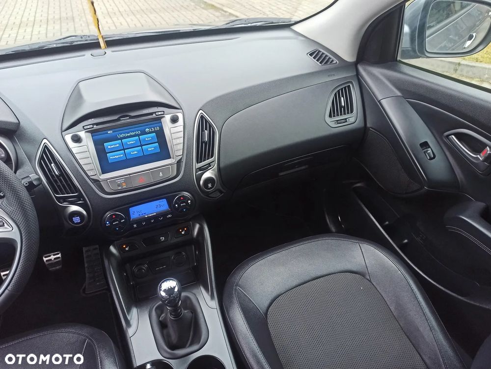 Hyundai ix35 1.7 CRDi 2WD Fifa World Cup Edition - 17