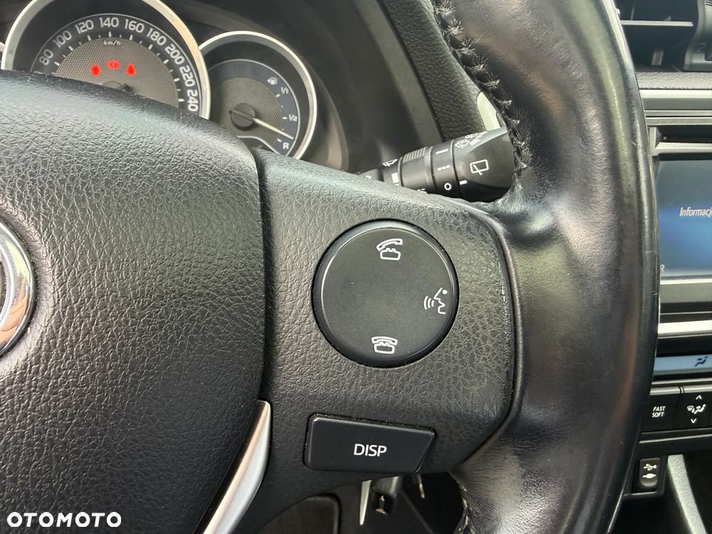 Toyota Auris - 17