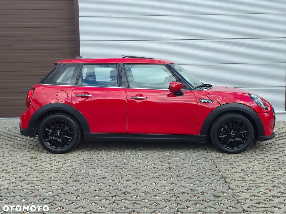 MINI Cooper 60 Years - 12