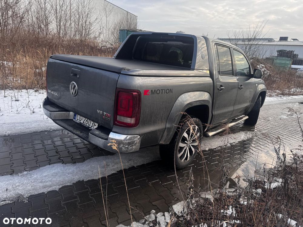 Volkswagen Amarok 3.0 V6 TDi 4MOTION Highline - 4
