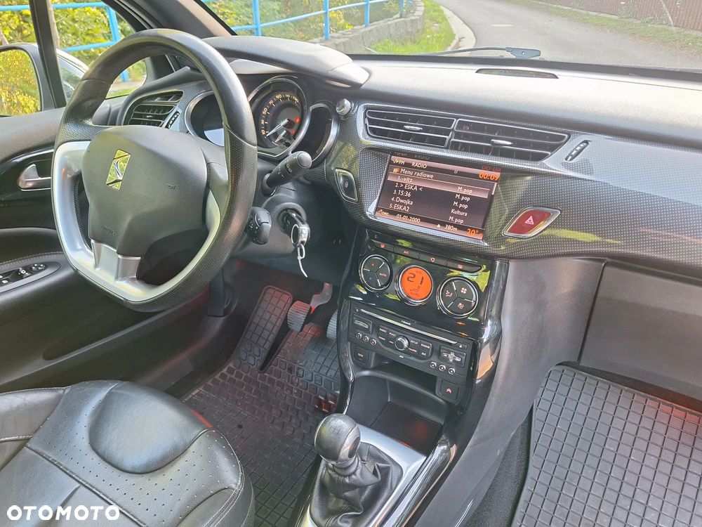 Citroën DS3 1.6 e-HDi SportChic - 16