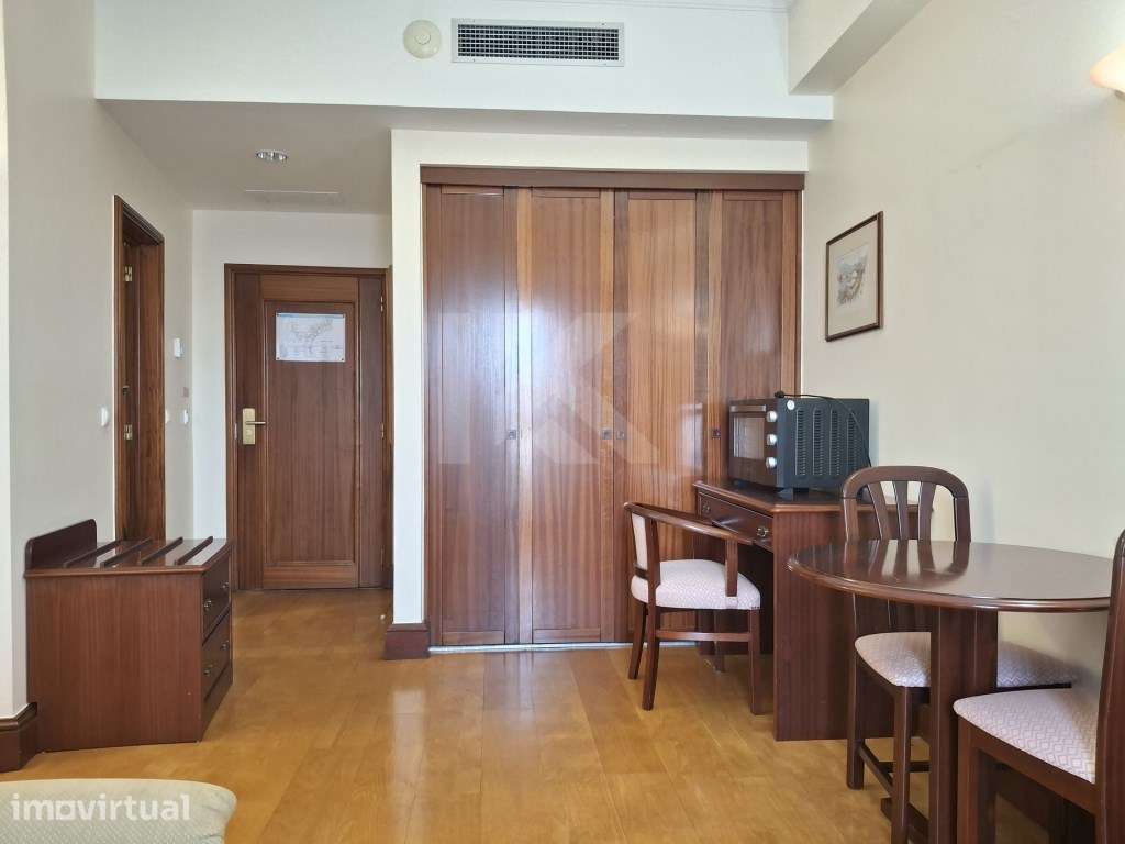 Apartamento T0 São Martinho - Ajuda - Grande imagem: 5/21