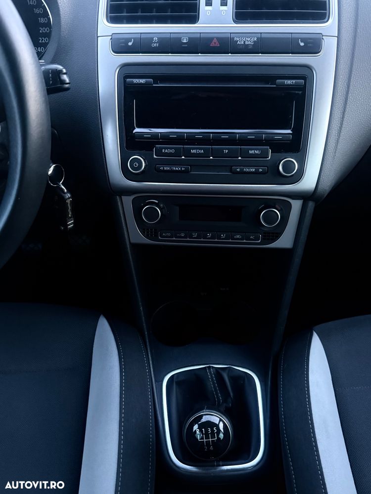 Volkswagen Polo 1.2 TSI Life - 9
