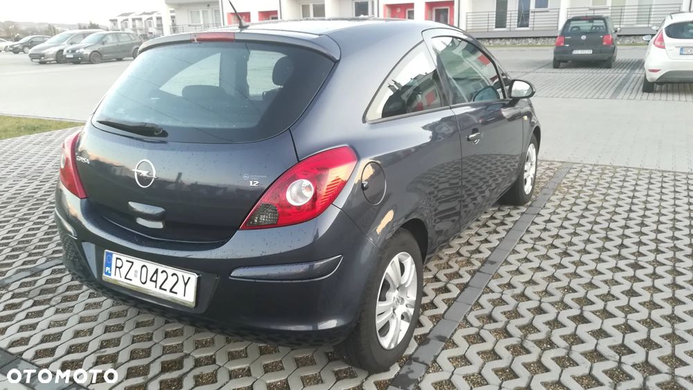 Opel Corsa 1.2 16V Enjoy - 4