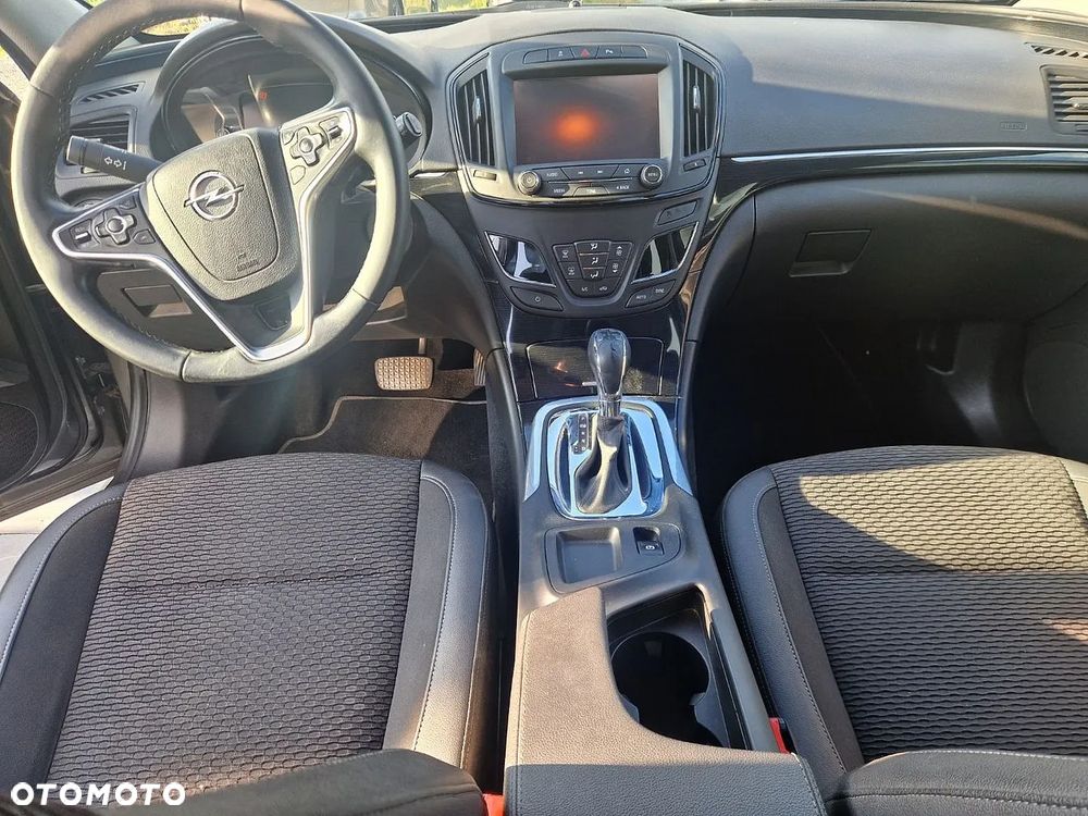 Opel Insignia CT 2.0 CDTI - 10