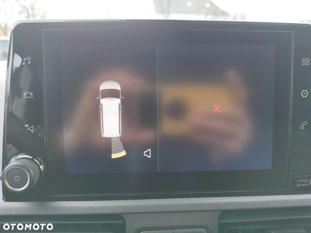 Opel COMBO MAXI 3 OSOBY - 22