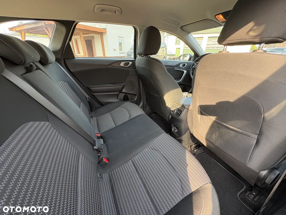 Kia Ceed - 19