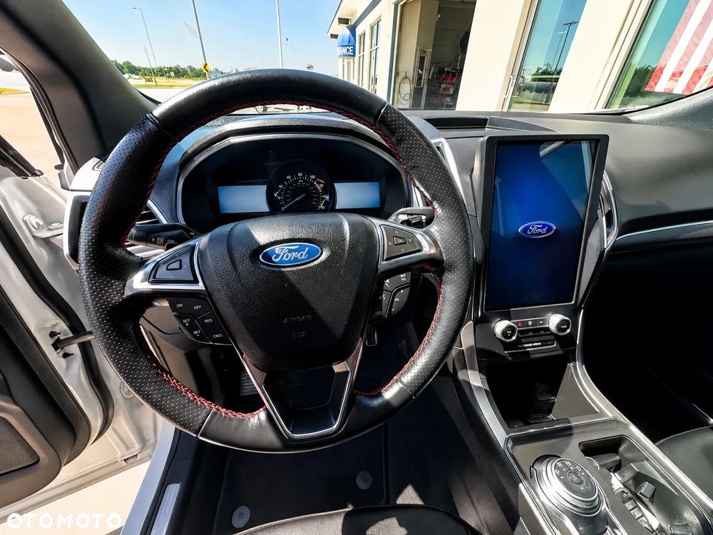 Ford Edge - 14