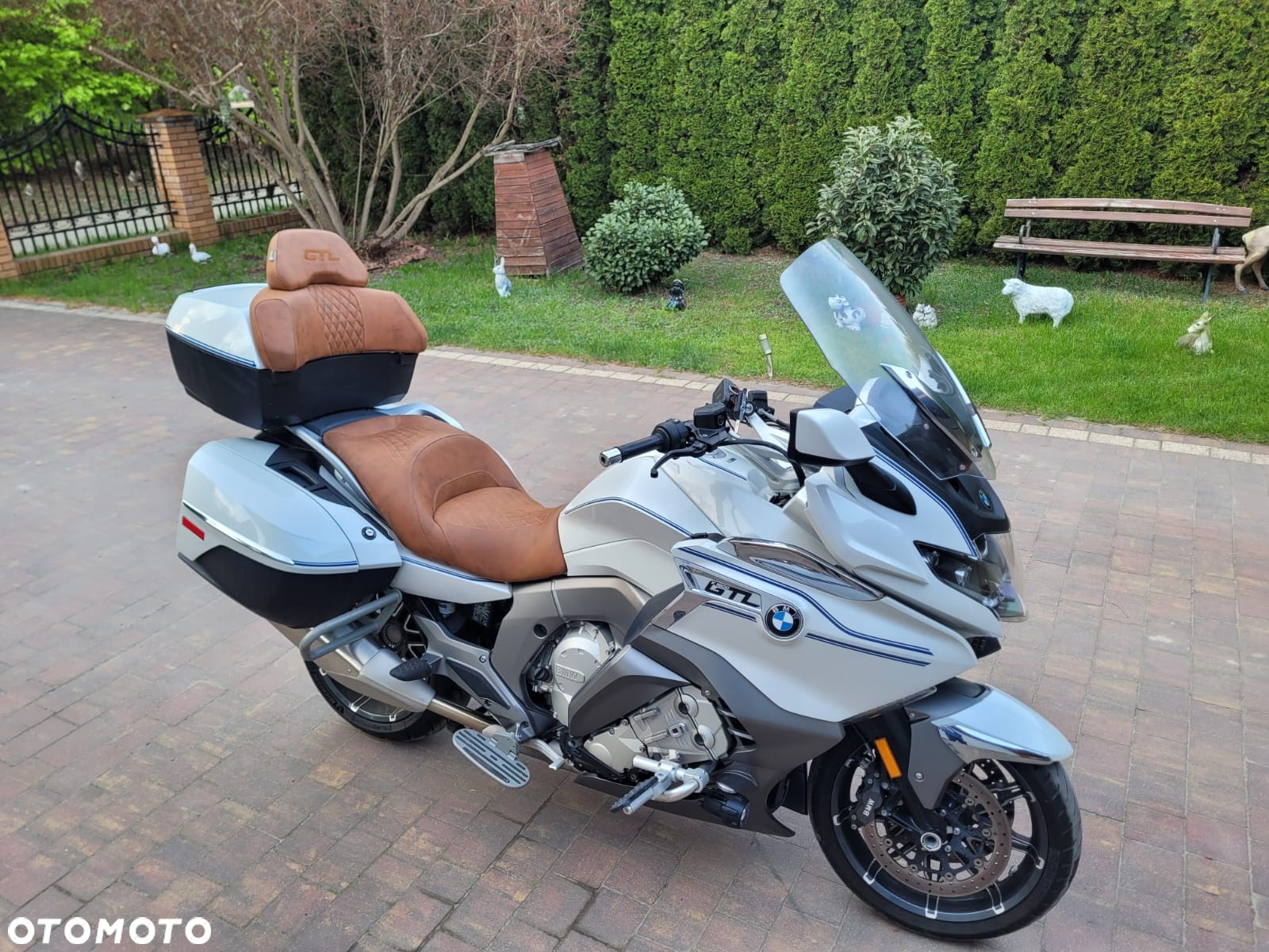 BMW K - 9