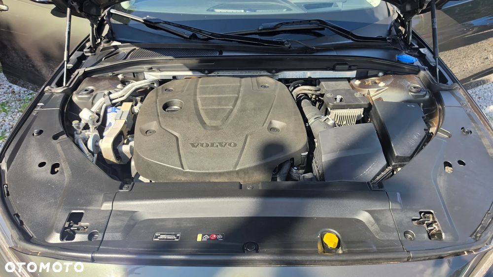 Volvo V90 D4 Geartronic Momentum - 31