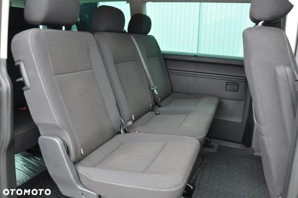 Volkswagen Caravelle - 19