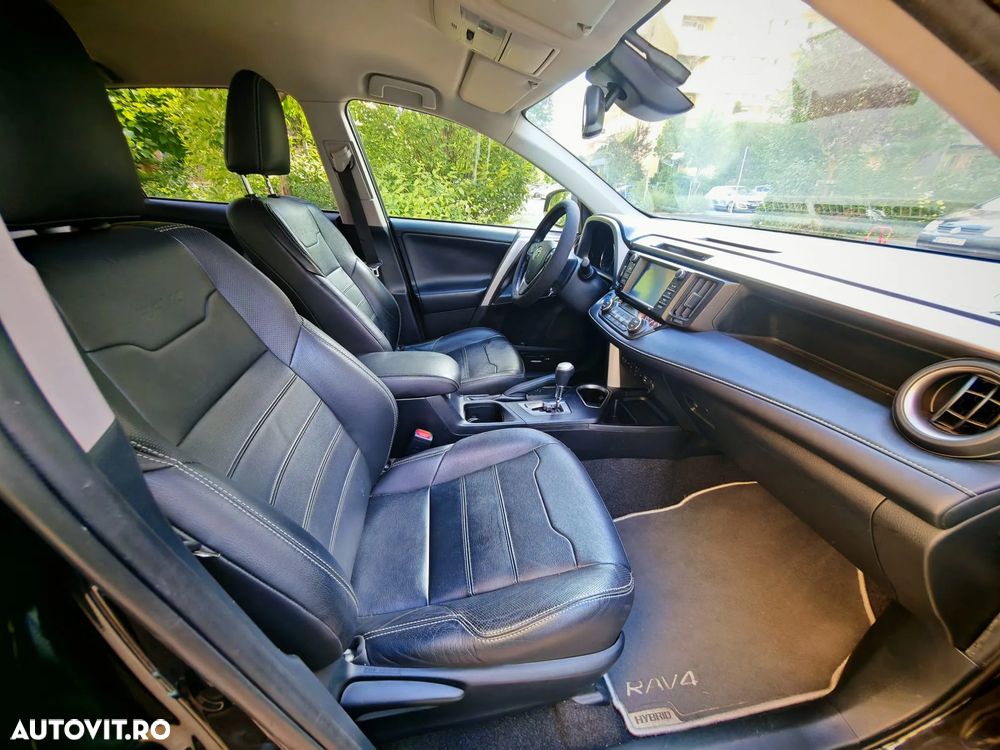 Toyota RAV4 - 13