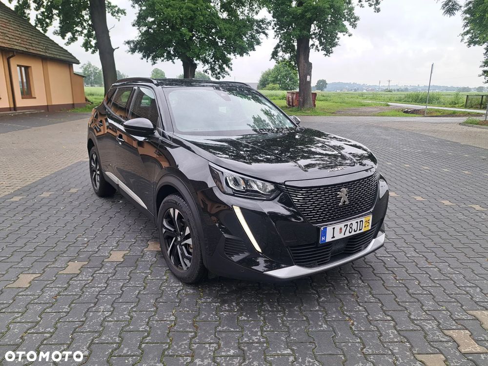 Peugeot 2008 1.2 Pure Tech GPF Active S&S - 3